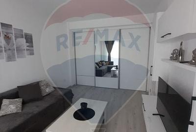Apartament cu 3 camere de inchiriat in zona Vest