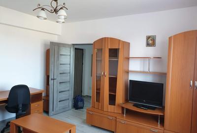 Garsonieră decomandată, mobilată în Cug - 9
