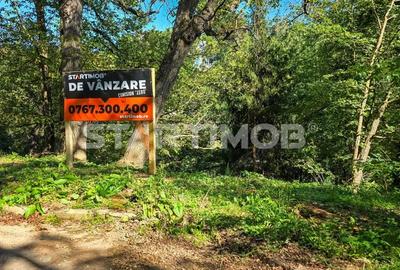 Teren de 2385 mp, în Schei