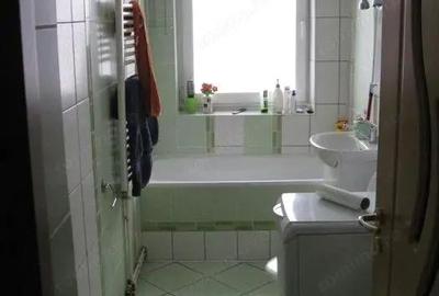 Apartament cu 2 camere decomandat în Mureșeni