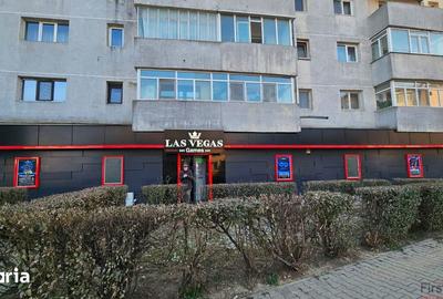 Spațiu comercial, de 223 mp, în Central - 4