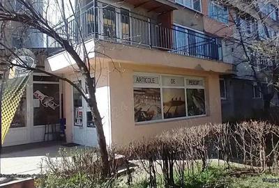Zona excelenta cu vad comercial,spatiu de vanzare 90 mp - 1