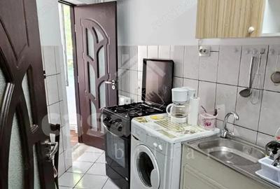 Garsonieră decomandată, mobilată în Central - 4