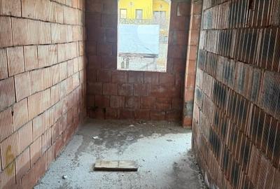 Propietar - Garsonieră de vânzare – 37 mp utili - bloc nou – parter– parcare sub - 9