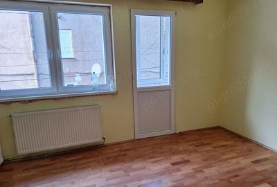 Casă cu 4 camere în Central - 5