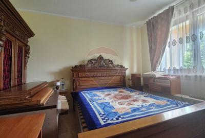 Casa / Vila de lux cu 5 camere de vanzare in Vadu Moldovei, Suceava - 53
