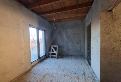 Casă individuală cu 4 camere cu Canalizare în Roșia - 10