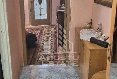 Apartament cu 2 camere, semidecomandat, confort 1 , Spita... - 2