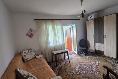 Garsonieră decomandată în Est - 4