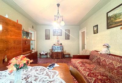 Apartament cu 3 camere semidecomandat în Dacia - 1