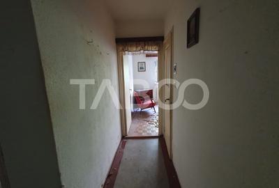 Apartament 3 camere decomandate 65 mp + 5 mp balcon parter Fagaras - 8
