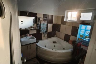 Casă cu 3 camere în Palas - 2