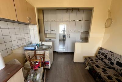Apartament cu 2 camere semidecomandat, mobilat în Micro 11 - 10
