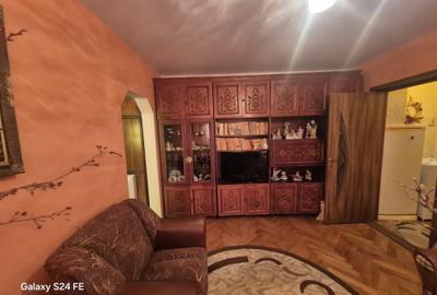 Apartament cu 2 camere decomandat, mobilat în Dărmănești - 8