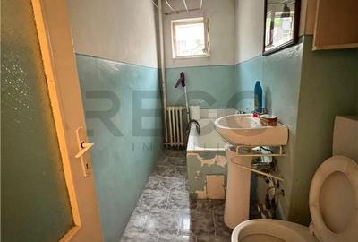 Apartament cu 3 camere semidecomandat în Iosia - 2