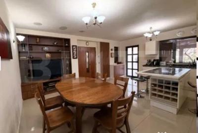 Casă cu 7 camere cu Teren 16000 Mp în Ciorani - 4