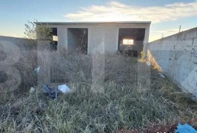 Teren de 444 mp, în Central