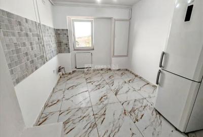 Pacurari - Kaufland, 3 camere renovat complet, 3 balcoane, 2 bai - 2
