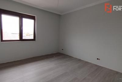 Duplex cu 5 camere cu Canalizare în Săcălaz - 18
