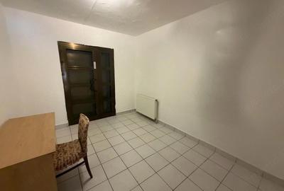 Apartament cu 4 camere decomandat, mobilat în Soarelui - 1