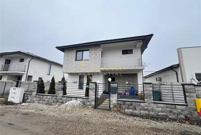 Casă individuală cu 4 camere cu Teren 520 Mp în Berceni