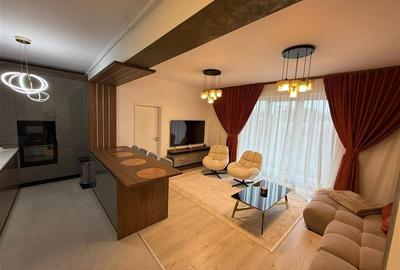 Apartament cu 2 camere decomandat în Tractorul - 11