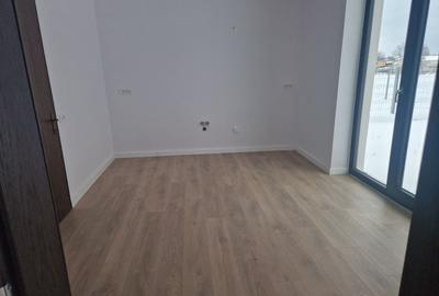 Casă individuală cu 4 camere cu Canalizare în Cristian - 29