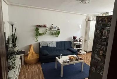 Apartament cu 2 camere decomandat, mobilat în Berceni