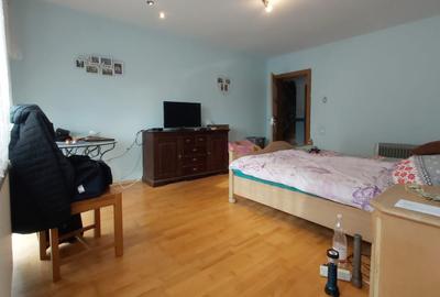 Vanzare vila frumoasa cu 2 garaje si teren mare in Popesti Leordeni - 6