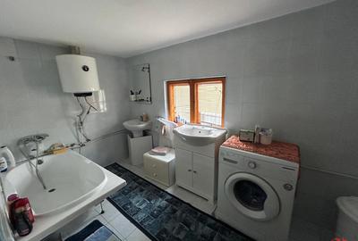 Casă cu 4 camere cu Teren 376 Mp în Odobești - 16