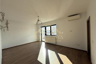 Duplex cu 6 camere cu Canalizare în Central - 7