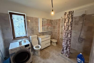 Casa / Vila cu 4 camere Vanatori - 12