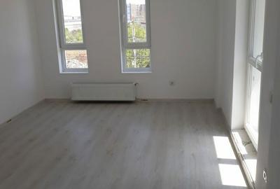 Apartament cu 2 camere semidecomandat în Sud - 6