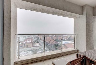Apartament cu 3 camere decomandat în Sud