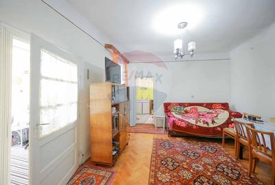 Casa cu 2 camere de vanzare in zona Iosia Strada Artarilor - 15