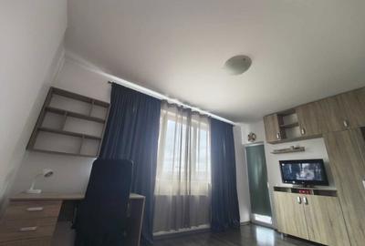 Garsonieră decomandată în Gară - 6