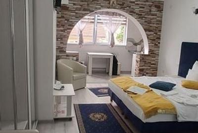 PENSIUNE - TROCADERO - 6