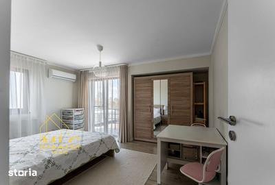 Casă cu 5 camere cu Teren 300 Mp în Crevedia