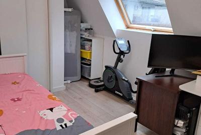 Apartament cu 3 camere semidecomandat, mobilat în Florești - 8