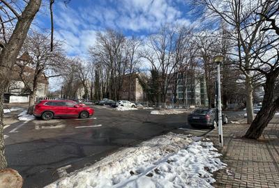 Apartament cu 4 camere decomandat în Titan - 31