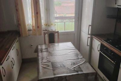 Apartament cu 4 camere semidecomandat în Rogerius - 2
