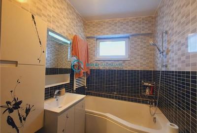 Royal Imobiliare - Vanzare apartament 3 camere zona 9 MAI - 22