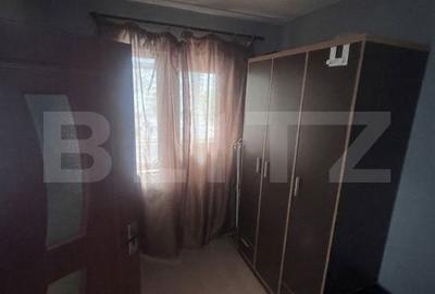 Apartament cu 3 camere decomandat în Micro 4 - 4