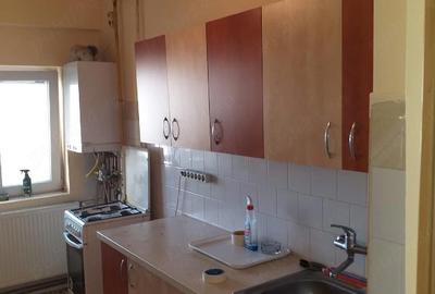Apartament cu 3 camere semidecomandat în Aradului - 8