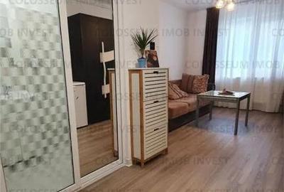 COLOSSEUM: Garsoniera mobilata utilata renovata Piata Tractorul - 2