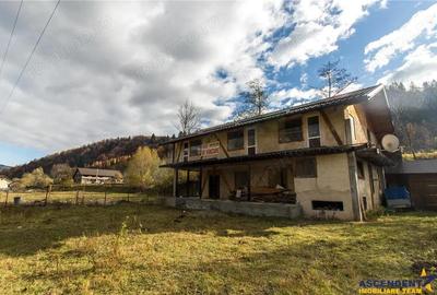 Proprietate autentica, stil traditional:Eco, cu parau pitoresc si vedere spectaculoasa, teren 900 mp - 14