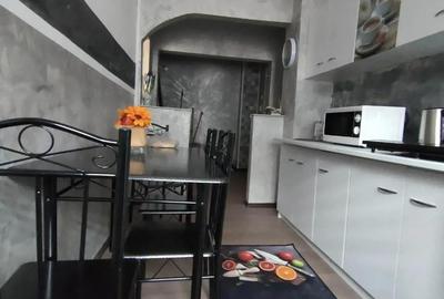 Apartament cu 2 camere decomandat în Central - 2