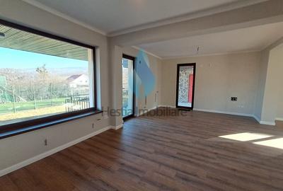 Casa individuala cu 800mp teren, Bucium-Post Control. - 2