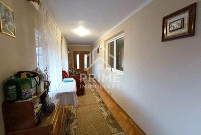 Casă cu 4 camere cu Teren 632 Mp în Central - 9