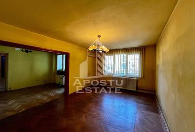 Apartament cu 4 camere semidecomandat în Take Ionescu